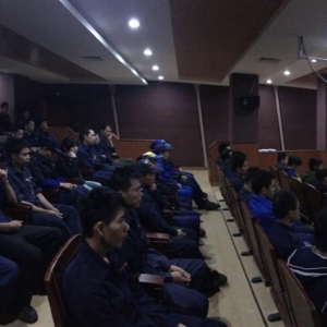 抓好質(zhì)量，提高品牌力量——“總裁質(zhì)量獎”宣貫大會圓滿舉辦 ... ...