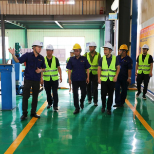 啟航新征程 奮進(jìn)新時(shí)代 —— 廣西縱覽線纜集團(tuán)邀請政府相關(guān)部門開展黨建專題學(xué)習(xí)研討  ...