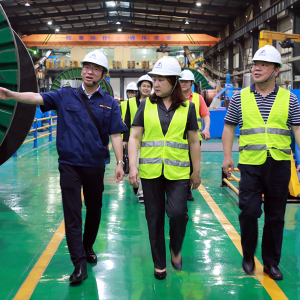 民建南寧市委會(huì)主委、市中級(jí)人民法院副院長梁滿紅率隊(duì)蒞臨我司交流指導(dǎo) ...